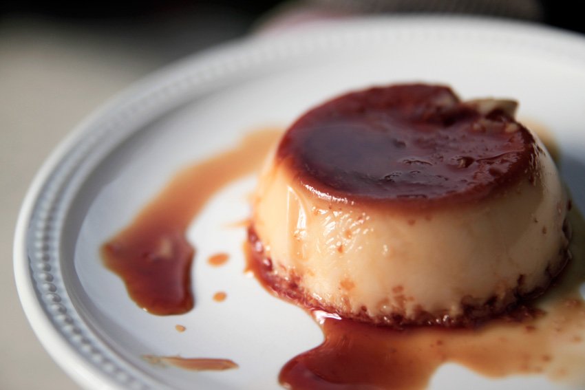 Na cozinha – Pudim de Leite Condensado Fácil [Cozinha para Dois]