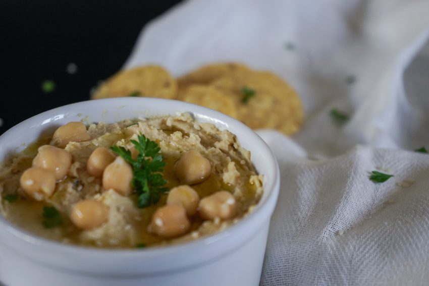 Na Cozinha - Receita de Humus | Meio Cheio