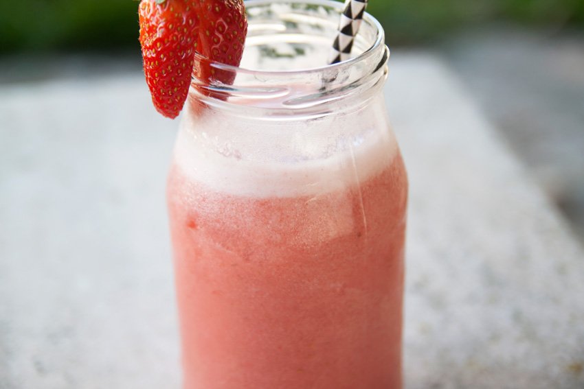 Na cozinha – Vitamina de Banana e Morango